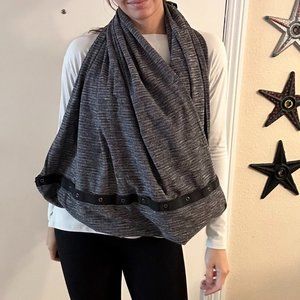 Lululemon Vinyasa Scarf in black herringbone